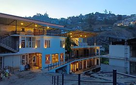 Misty Valley Inn
